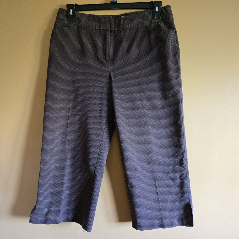 Nine West Brown Pinstripe Cropped Pants, 14
